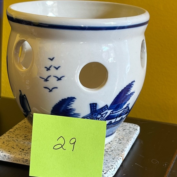 Delft Blue tulip pot with windmills, trees, birds, ships,etc. 4” Tall - Picture 14 of 14